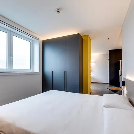 Sky Tower Aparthotel