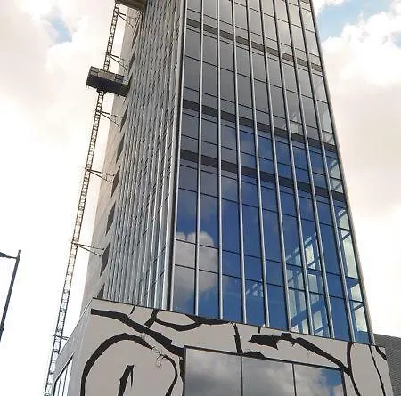 Sky Tower Aparthotel 5*